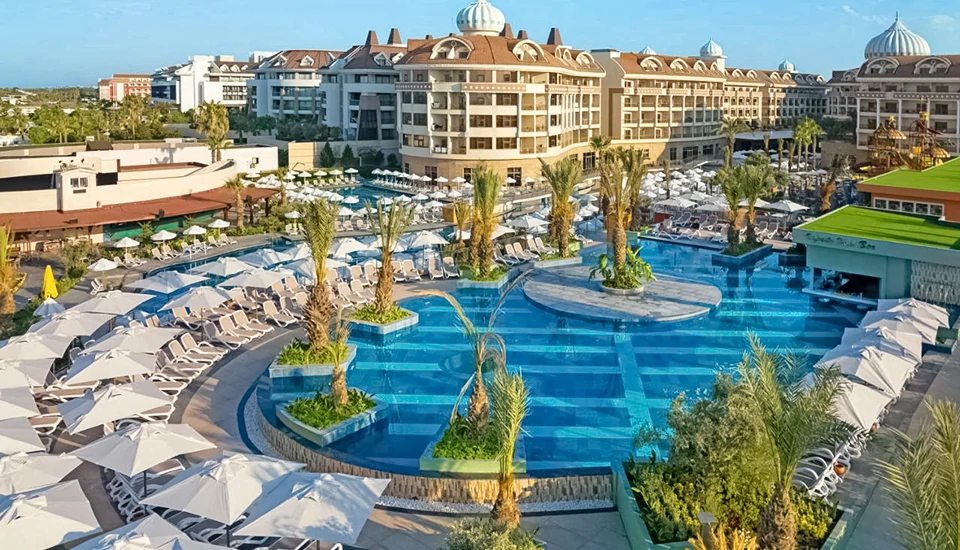 هتل کرمان بلازو ریزورت آنتالیا